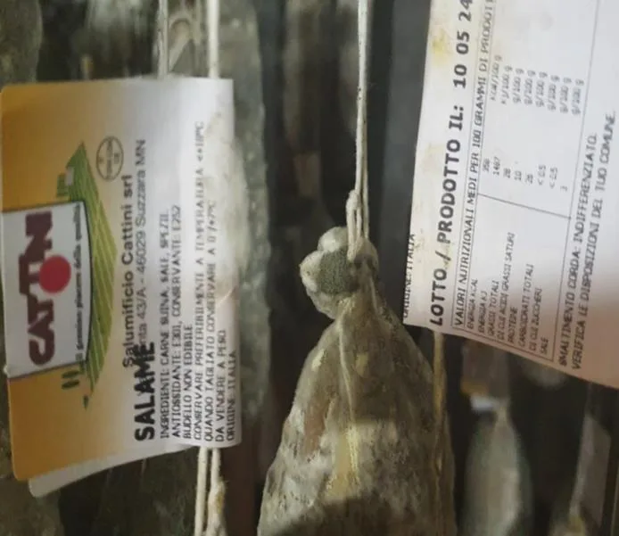 Immagine del prodotto SALAME SFUSO INTERO LOTTO 100524