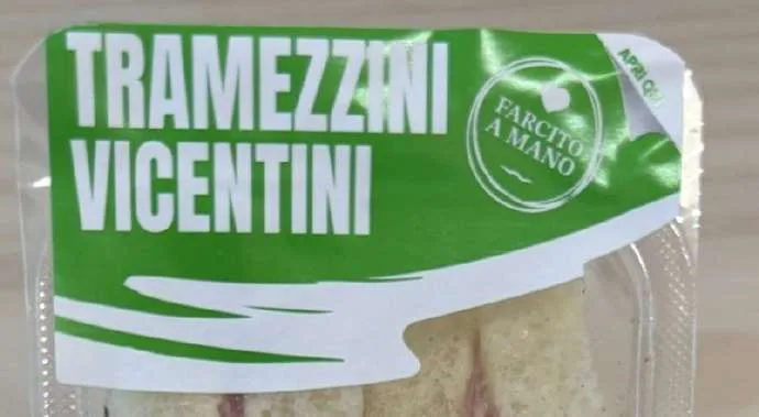 Confezione di TRAMEZZINI vicentiniradicchio porchetta