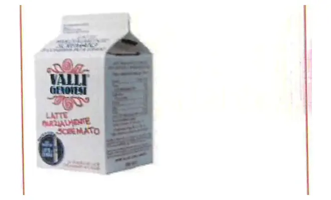Confezione di latte parzialmente scremato pastorizzato ad elevate temperature