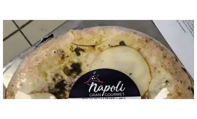 Confezione di PIZZA SALSICCIA E FRIARIELLI 440G