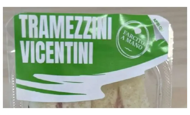 Confezione di TRAMEZZINI vicentiniradicchio porchetta