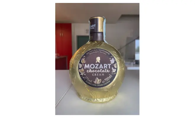 Confezione di Liquore Mozart Gold Chocolate Cream 17% 70 cl