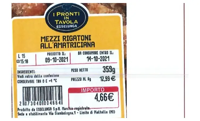 Confezione di MEZZI RIGATONI ALL'AMATRICIANA