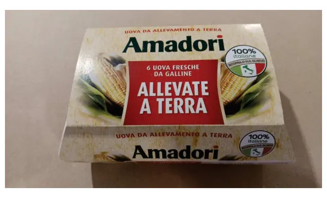 Confezione di Uova fresche da allevamento a terra Cat A