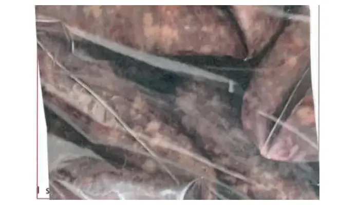 Confezione di Salsiccia stagionata di suino