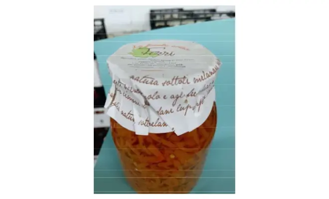 Confezione di Zucca a filetti piccanti 900g