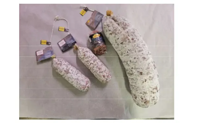 Confezione di I Friulani salame /soppressa con aglio- I Friulani salame /soppressa